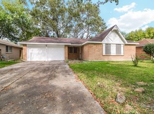 10910 Sharpview Dr, Houston, TX 77072