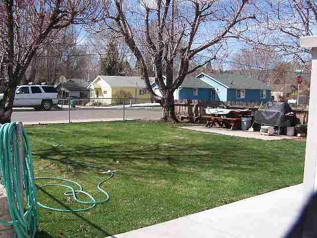 2nd image of 1201 Arnold St
