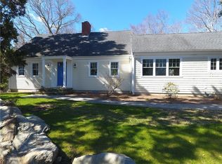 25 Cottrell Rd, Saunderstown, RI 02874
