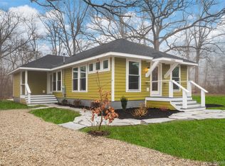 15801 Oak Ave, Union Pier, MI 49129