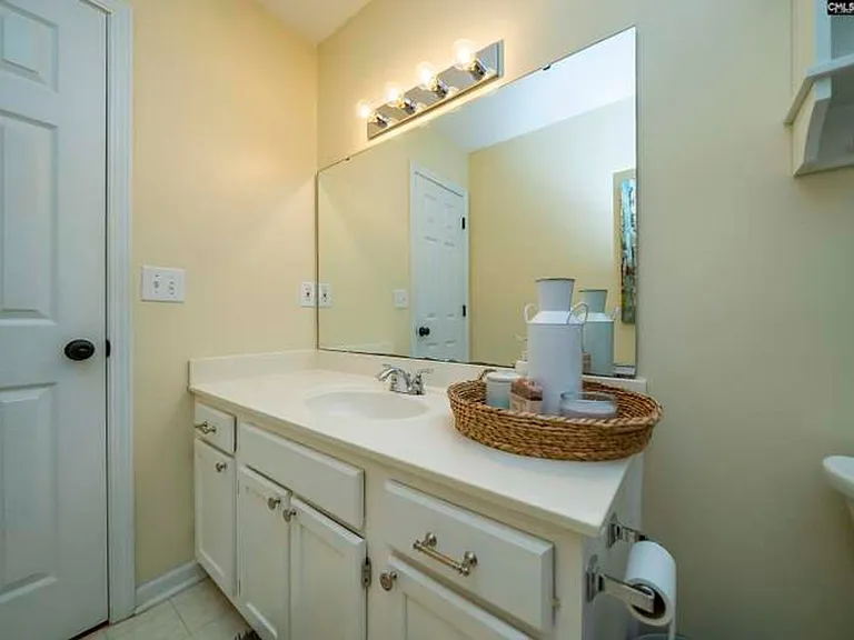 306 Coventry Lake Dr — Photo 33
