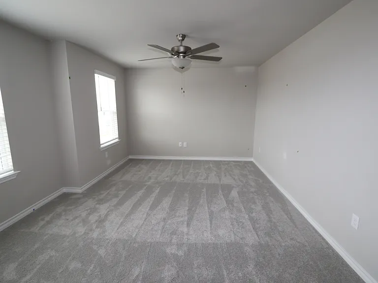 5304 Rayburn Ln — Photo 7