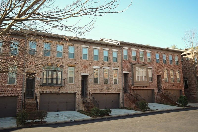 Dynamite NE Atl Brownstone