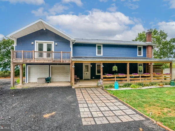 8 Maryann Ave, Schuylkill Haven, PA 17972