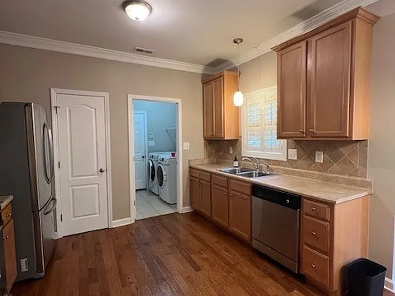 170 Blacksmith Ln — Photo 4