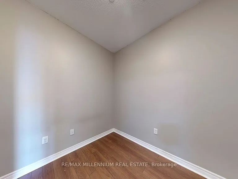 7400 Markham Rd #618 — Photo 11