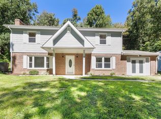 157 Evergreen Ln NW, Willis, VA 24380