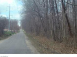 8557 Fisher Rd, Diamond, OH 44412