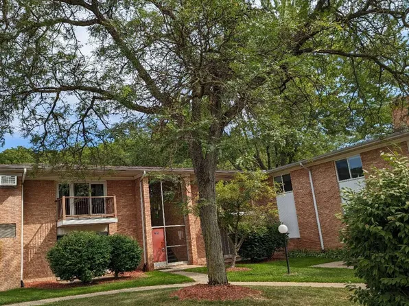 1225 Island Dr APT 103, Ann Arbor, MI 48105