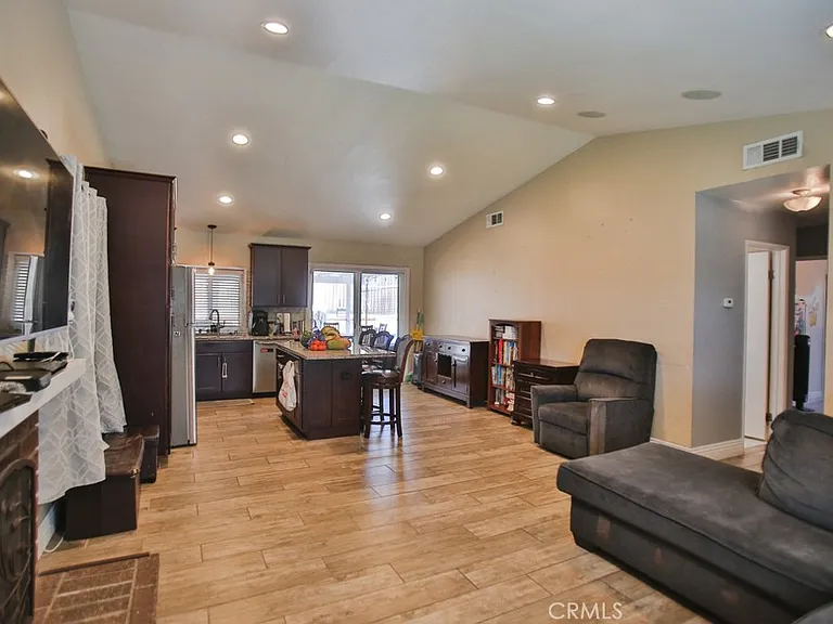 12620 Nasturtium Dr — Photo 5
