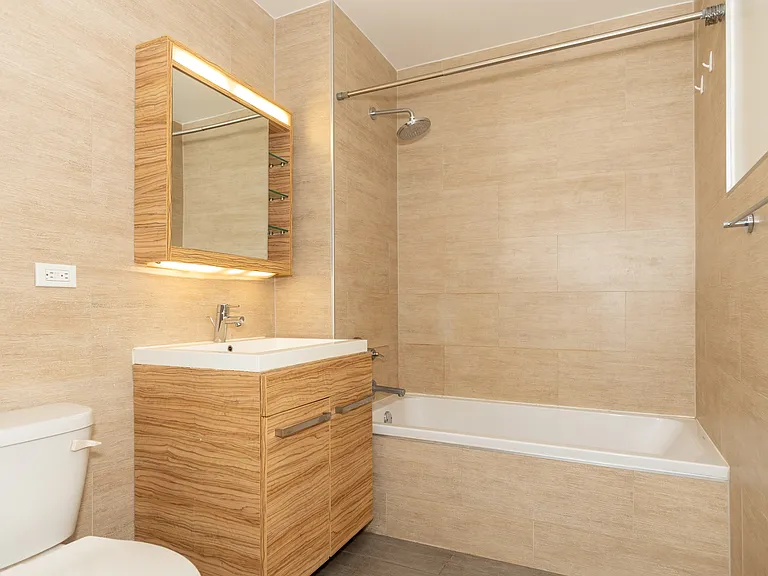 321 W 110th St #11C — Photo 8