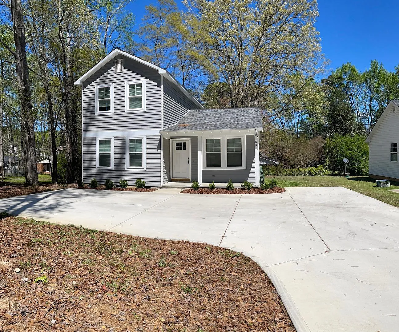 3 bed, 2.5 bath, $1,800 — Photo 1