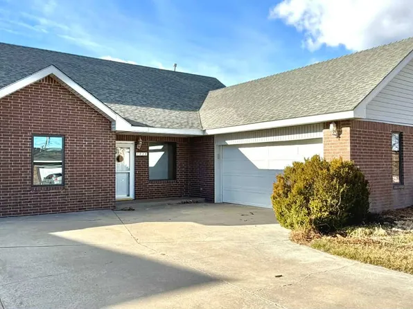 1928 Chisholm Dr, Guymon, OK 73942