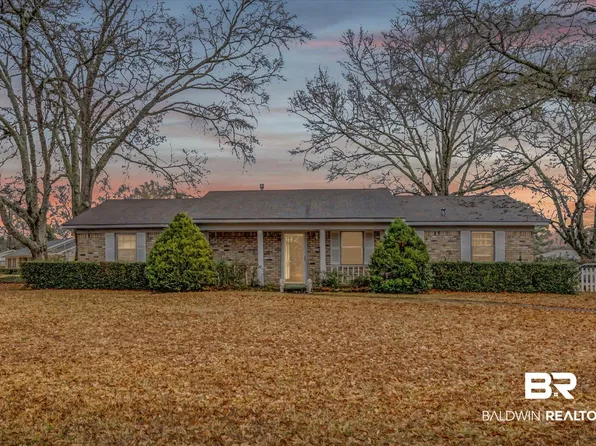 10625 Grand Ave, Grand Bay, AL 36541