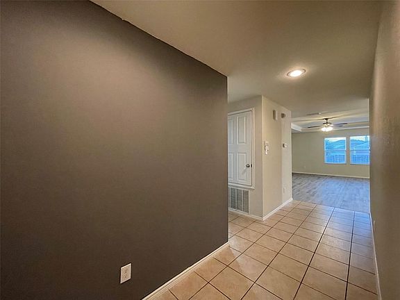 2nd image of 5817 Mountain Bluff Dr