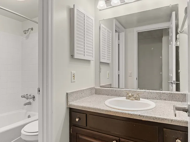 Avana South Oaks — Photo 34