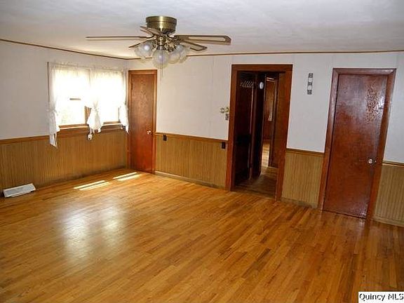 Home for Sale in Quincy, IL $72,000