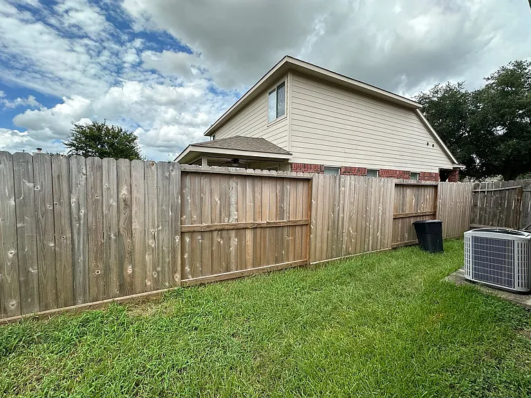 14611 Becurtesy Ct — Photo 16
