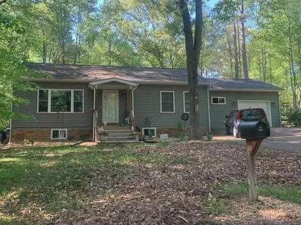 10575 Madison Dr, King George, VA 22485