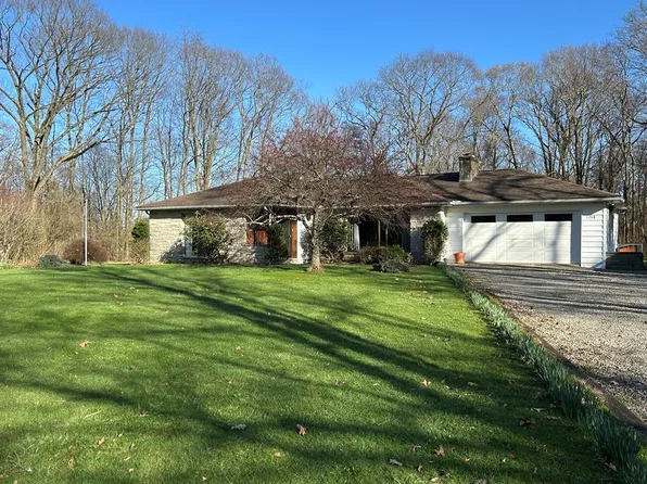 1268 Van Rd, Cranberry, PA 16319