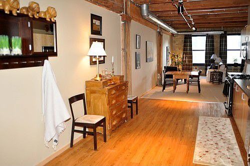 1st image of 406 Wacouta St Unit 714