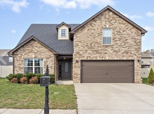 1008 Meadowview Ln, Clarksville, TN 37040