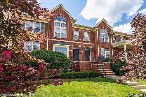1404 Raliegh Pl Photo 1