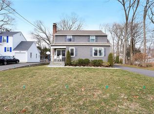 80 Cottage St, Trumbull, CT 06611