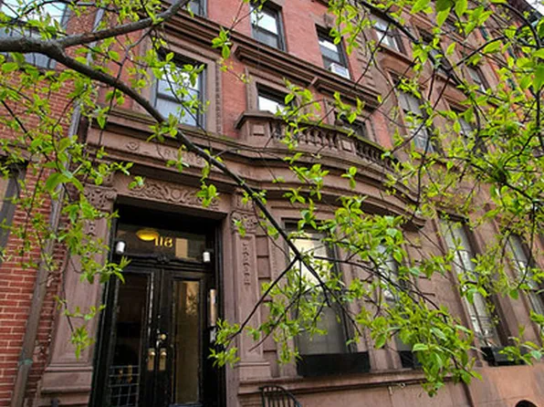 118 East 17th Street