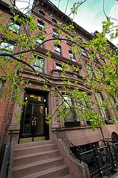 118 East 17th Street in Gramercy Park