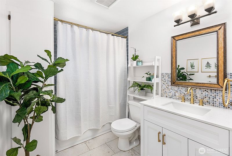5th image of 8300 NE 146th Street