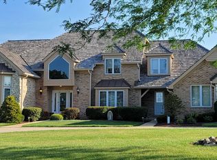 430 Waterford Ln, Inverness, IL 60010