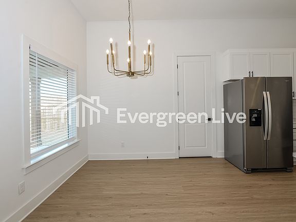 4th image of 4296 McSwain Dr