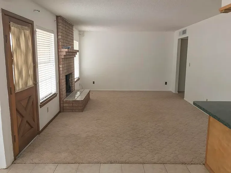 11316 Jack Cupit Ln — Photo 6