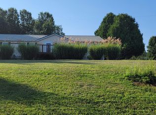 241 Sunshine Hill Dr, Ewing, VA 24248