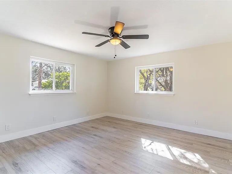 16880 SE 63rd Ln — Photo 29