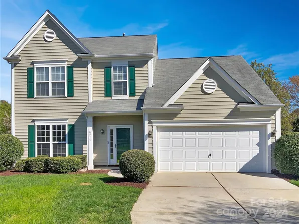8915 Coppermine Ln, Charlotte, NC 28269
