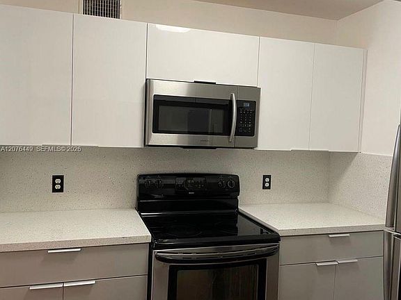 4th image of 4421 W McNab Rd APT 20