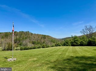 237 Caddis Fly Dr, Sugar Grove, WV 26815