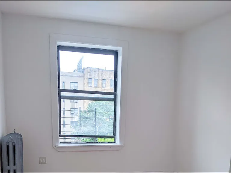 3164 Grand Concourse #3 — Photo 7