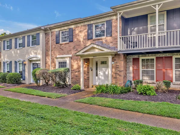 947 Todd Preis Dr, Nashville, TN 37221