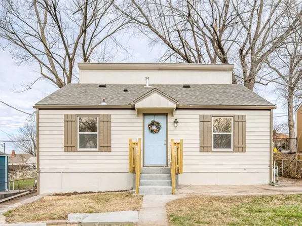 2904 Waverly Ave, Kansas City, KS 66104