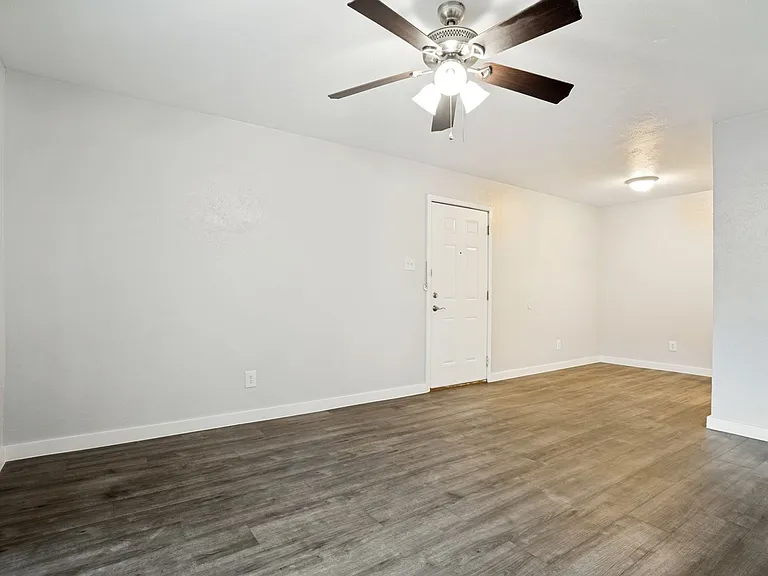 Gazebo Apartments (Denton, Tx) — Photo 6