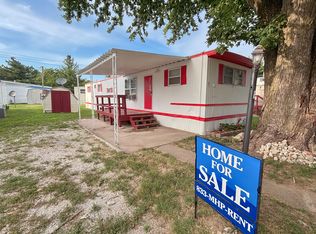 711 N 19th St #21, Hamilton, IL 62341