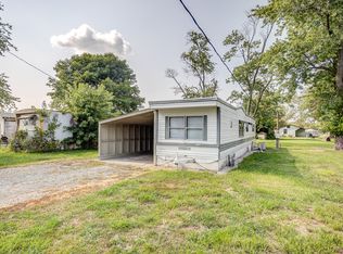 115 Walnut St, Brighton, IL 62012