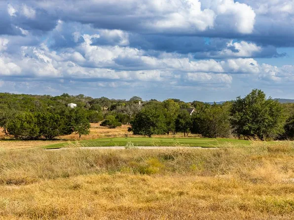 1036 E Albatross Way, Kerrville, TX 78028