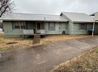312 W Jones Ave, Calera, OK 74730