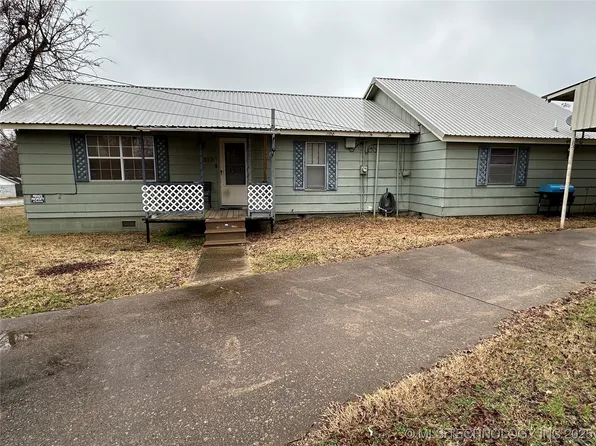 312 W Jones Ave, Calera, OK 74730