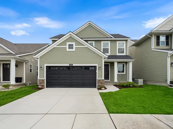 6693 Castleton Dr, Grand Ledge, MI 48837