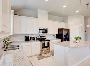 1513 Town Creek Cir, Weatherford, TX 76086